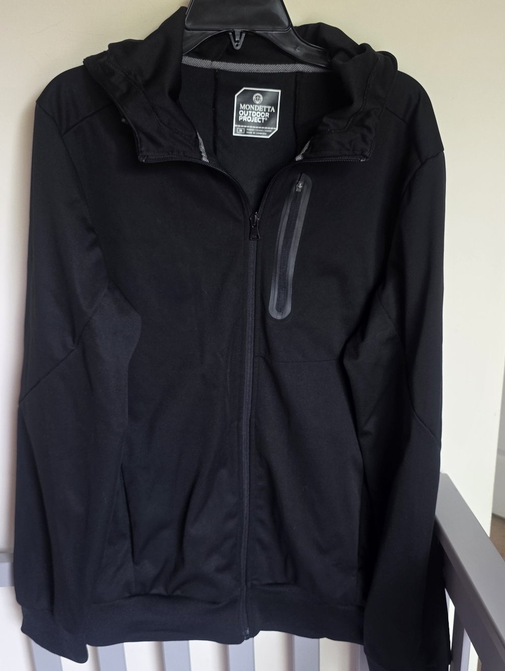 Mondetta Outdoor Project Men’s Full Zip Black Hooded Active Jacket Size Medium